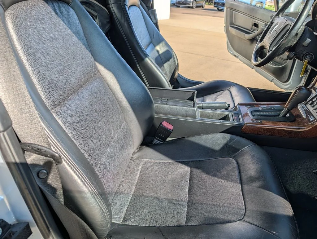 Used 1998 Silver BMW 2.8 image 17