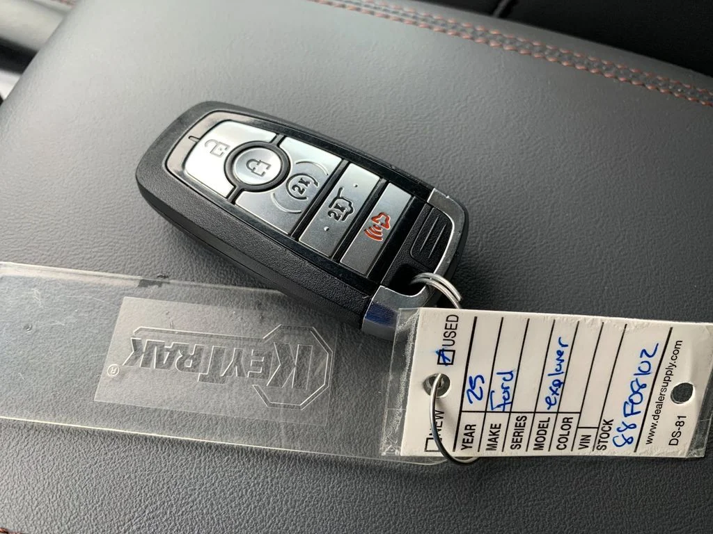 Used 2025 Blue Ford Active image 9