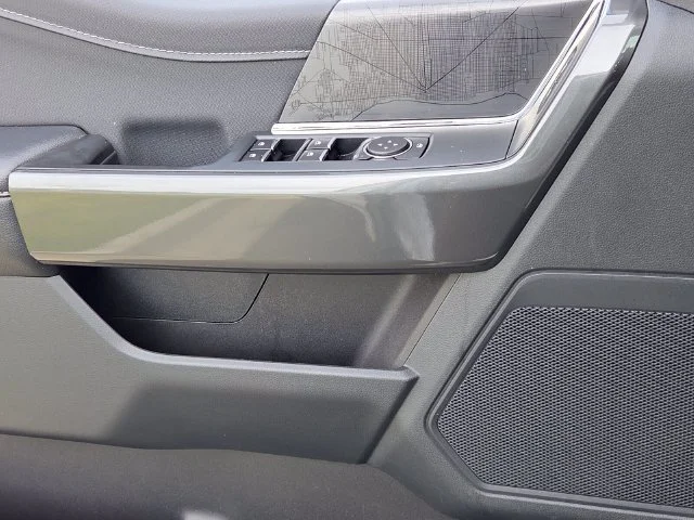 Used 2023 White Ford XLT image 29