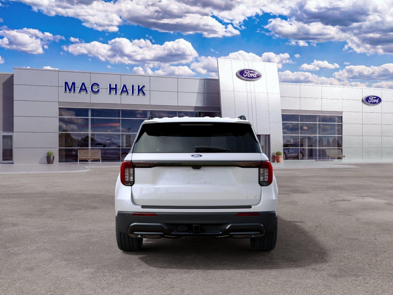 New 2027 Star White Metallic Tri-Coat Ford ST-Line image 7