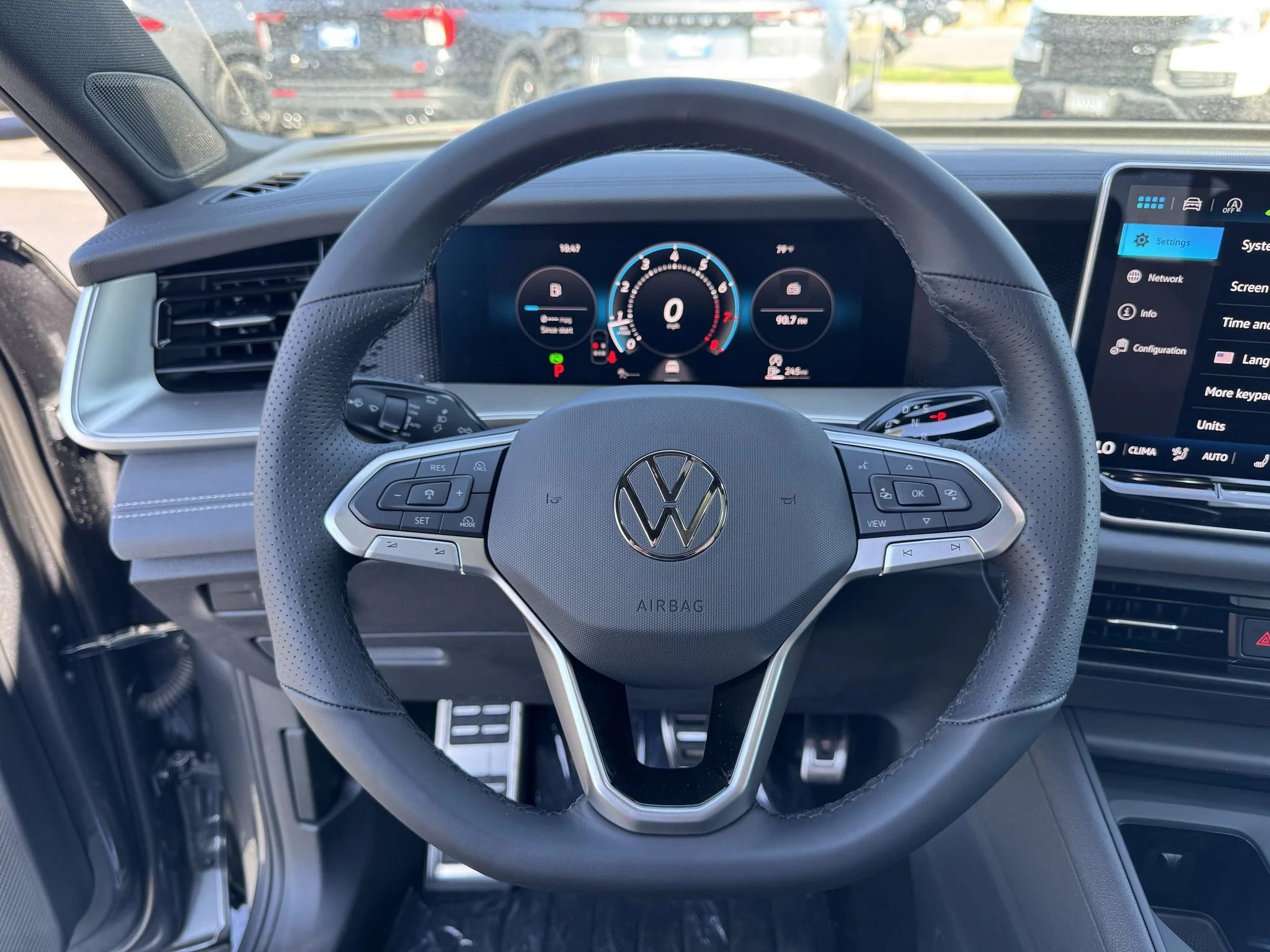 New 2026 Platinum Gray Metallic Volkswagen SE R-Line Black image 17