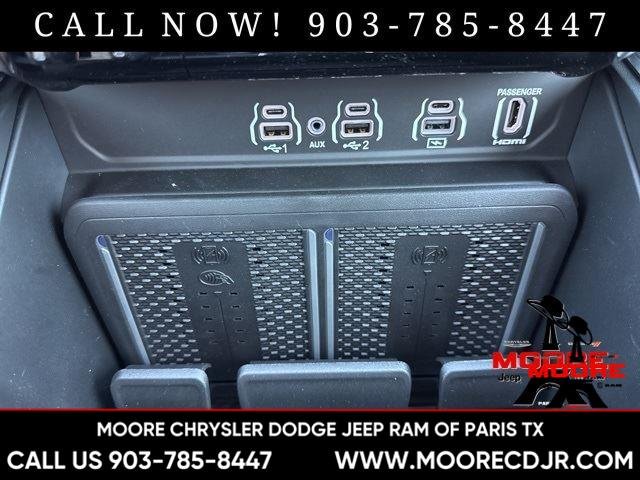 New 2026 Bright White Clear-Coat Exterior Paint RAM Laramie image 27