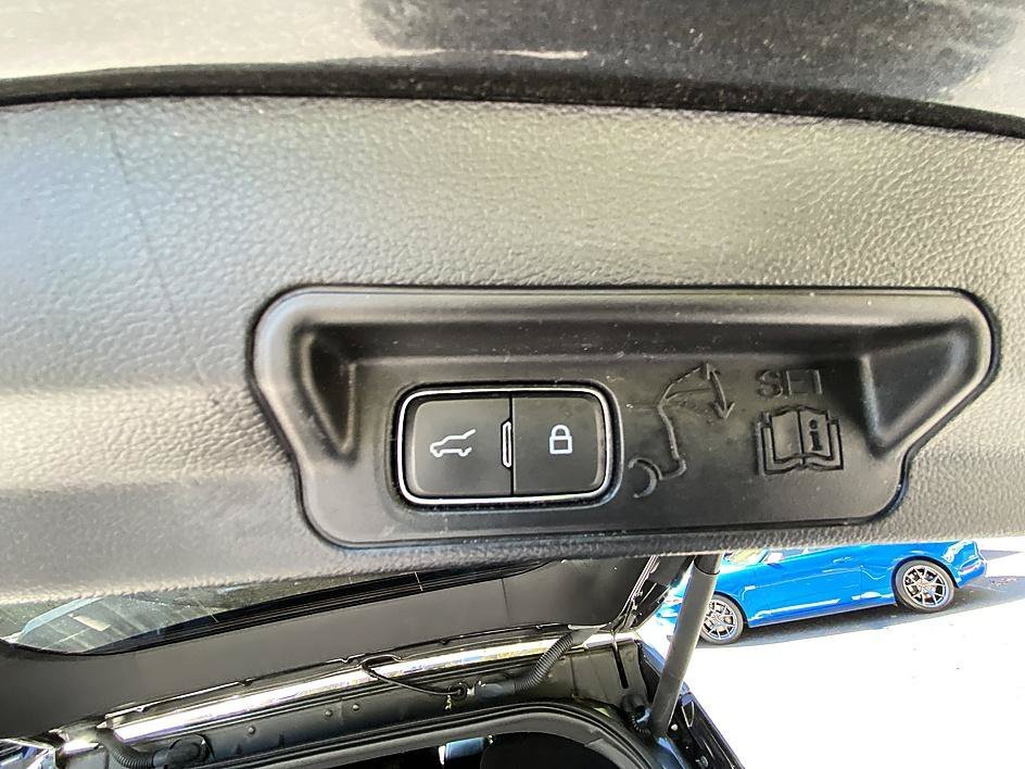 Used 2020 Magnetic Ford XLT image 27