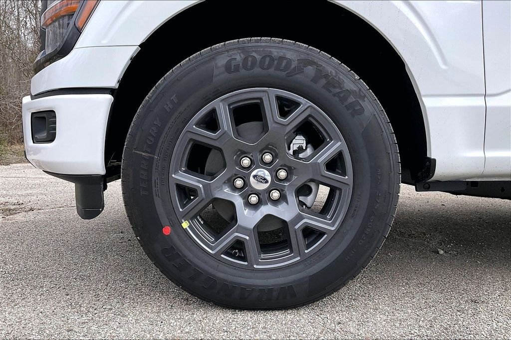 New 2026 Ford F-150 STX 4D SuperCrew