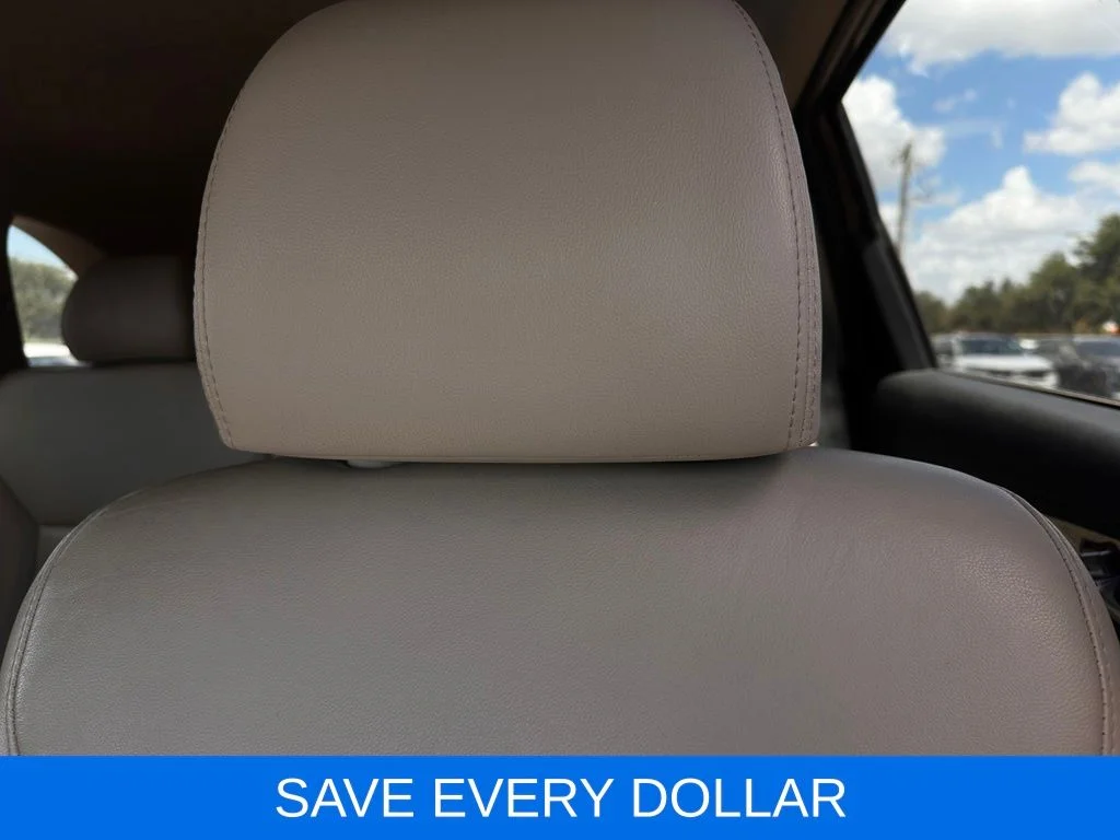 Used 2019 Brown Kia EX image 8