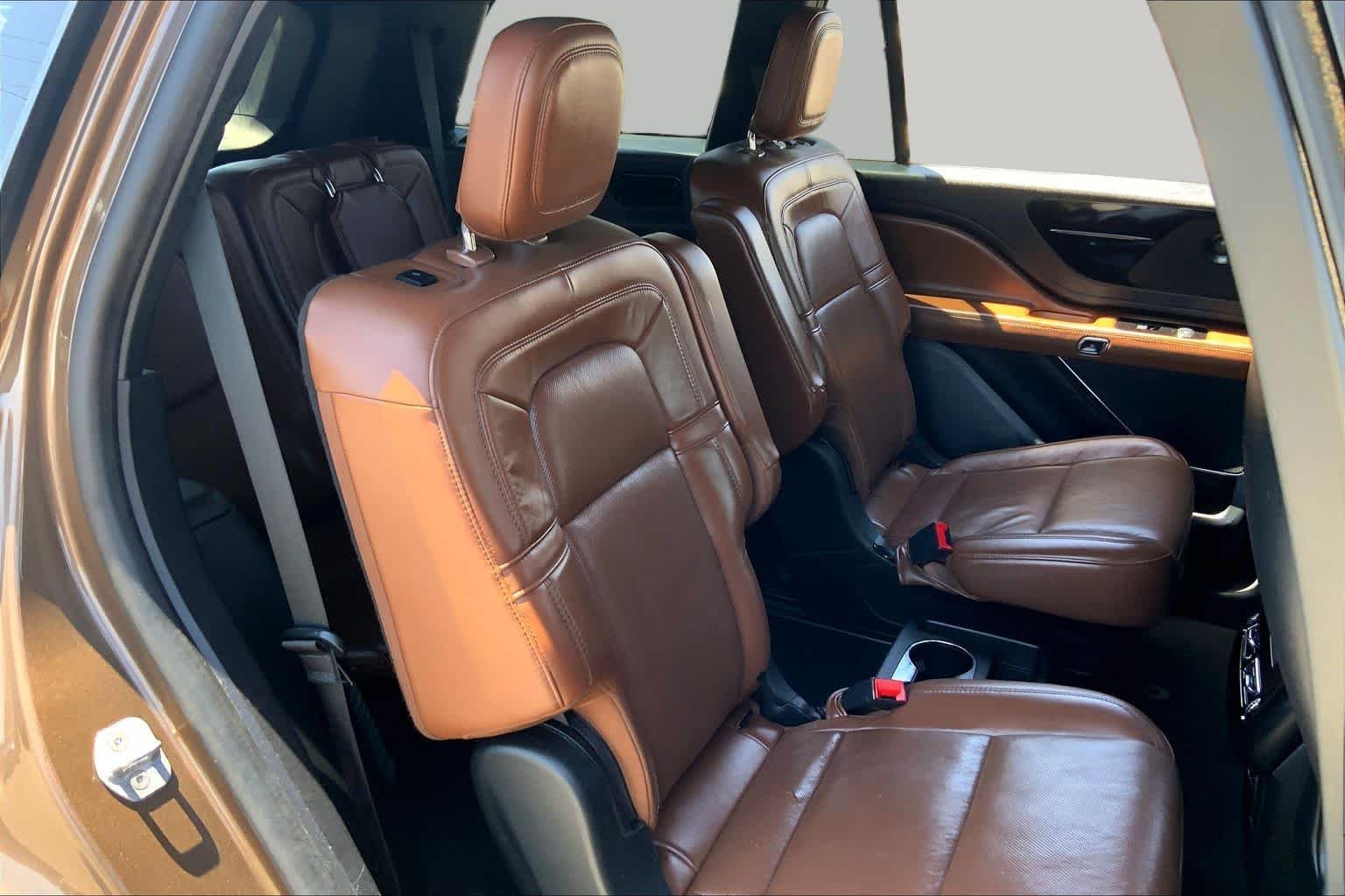 Used 2022 Bronze Smoke Metallic Clearcoat Lincoln Reserve image 17
