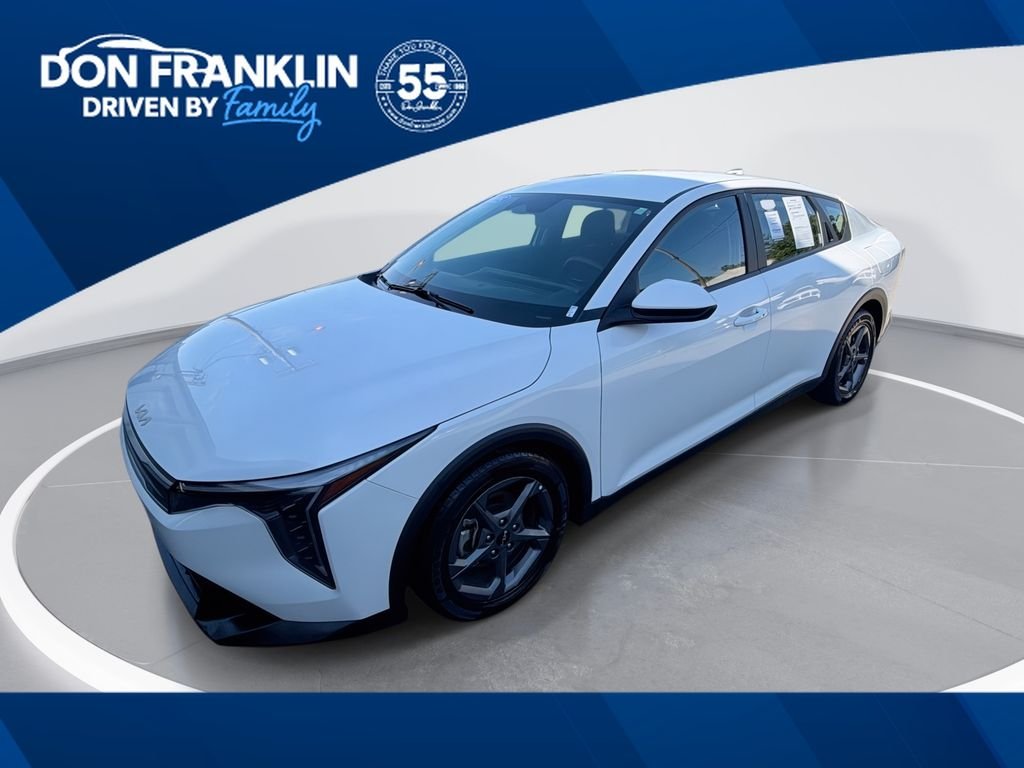 2025 Kia K4 LXS AT's photo