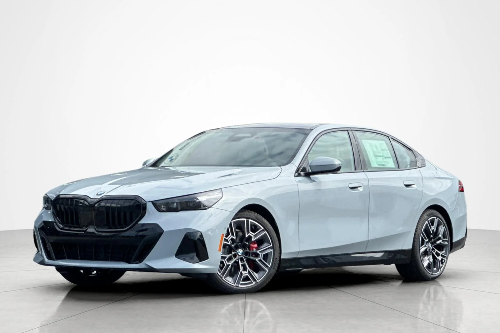 2026 BMW 5 Series 530i xDrive Sedan's photo