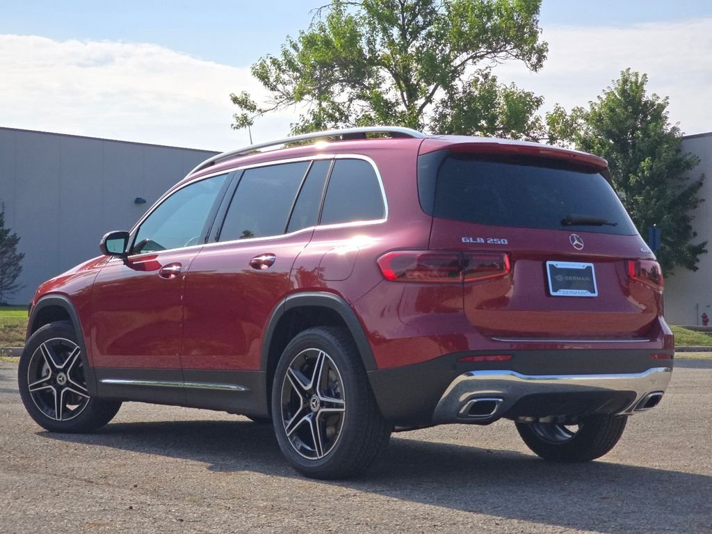 New 2026 MANUFAKTUR Patagonia Red Metallic Mercedes-Benz GLB 250 image 14