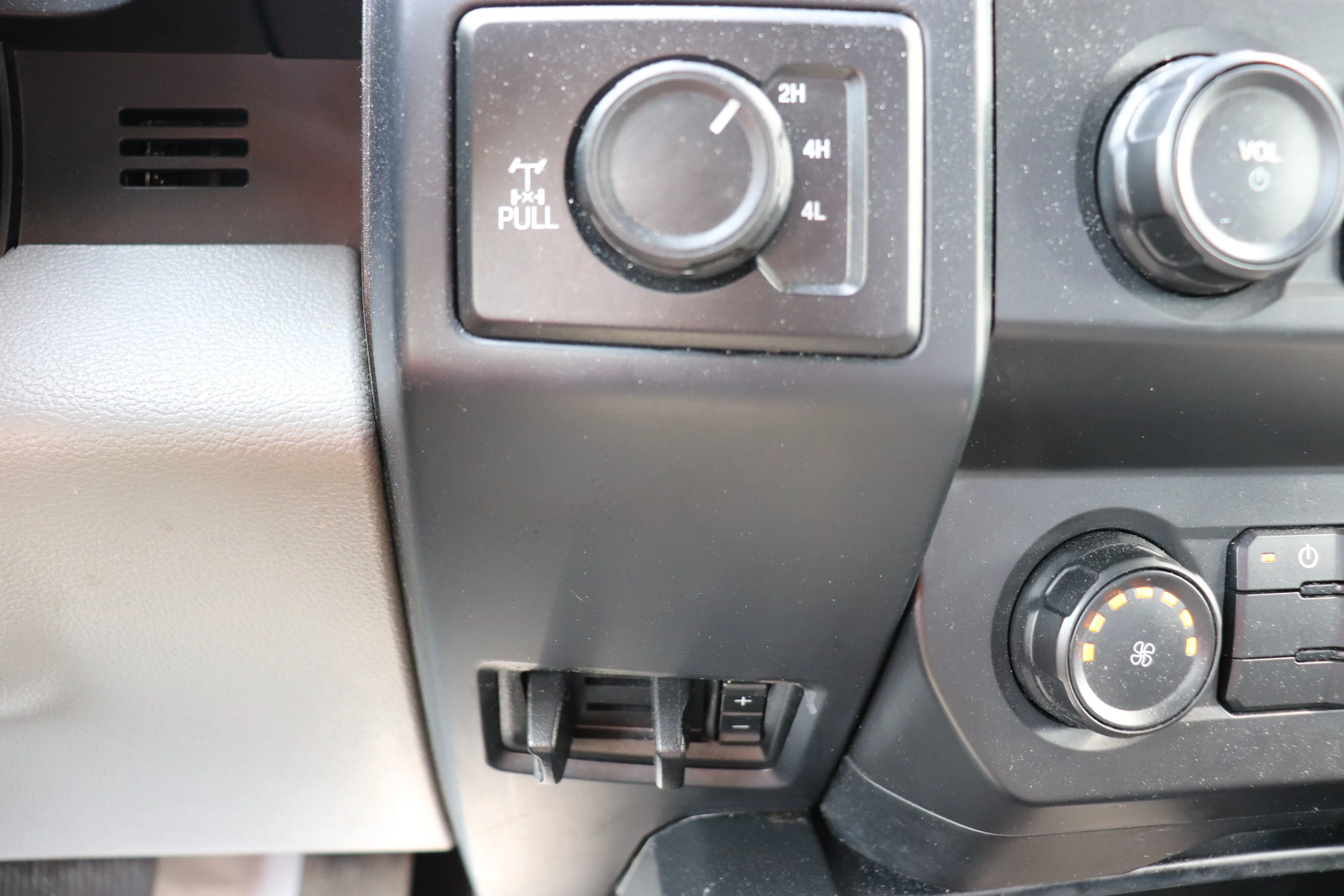 Certified Used 2020 Gray Ford XL 4WD SuperCrew 5.5