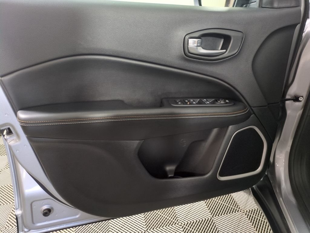 Used 2021 Billet Silver Metallic Jeep Latitude image 12