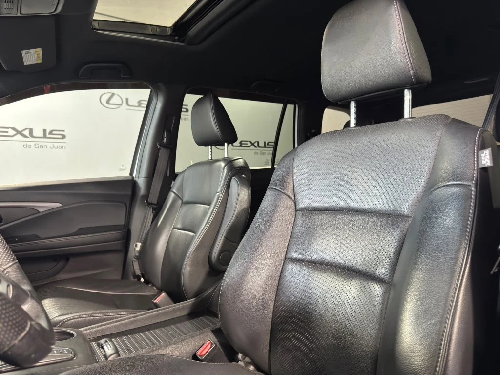 Used 2022 White Honda EX-L image 15