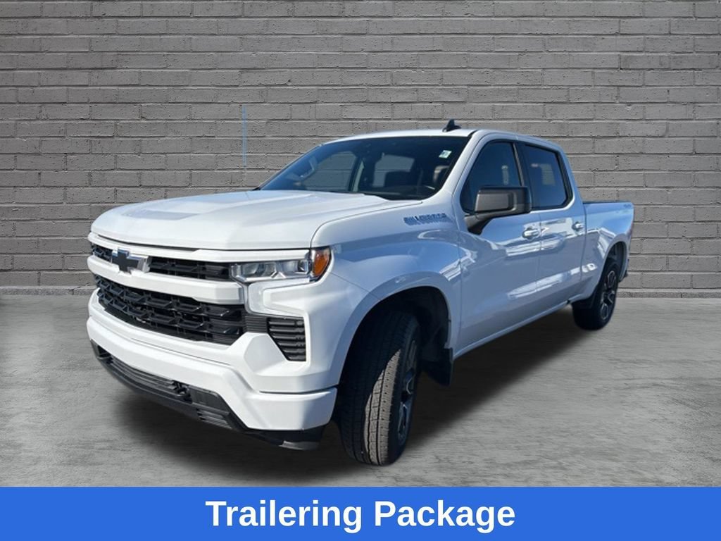 Used 2025 Summit White Chevrolet RST image 4