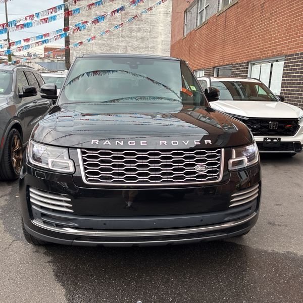 Certified Used 2022 Santorini Black Metallic Land Rover Autobiography image 4