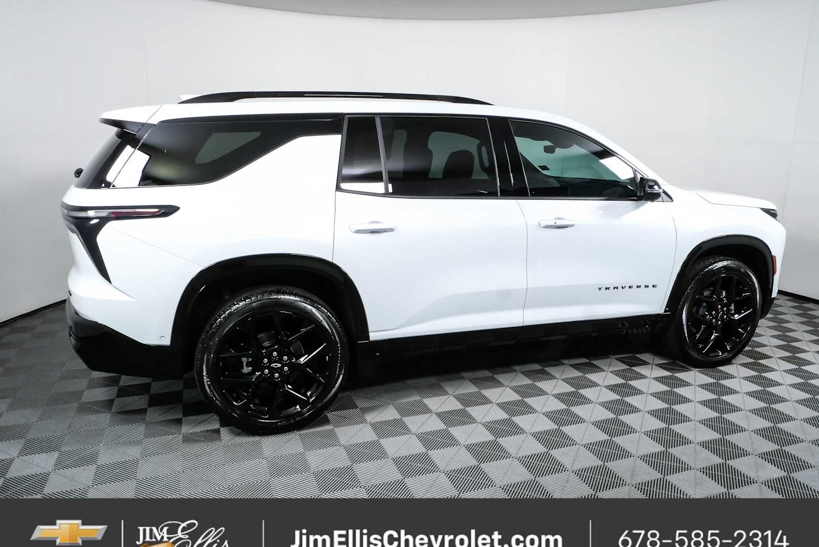 New 2026 Polar White Tricoat Chevrolet RS image 2