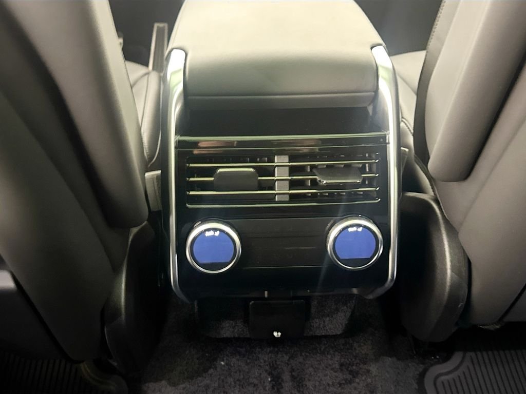 New 2026 Fuji White Land Rover SE image 26