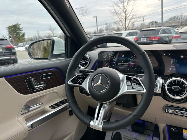 New 2026 Polar White Mercedes-Benz GLB 250 image 68