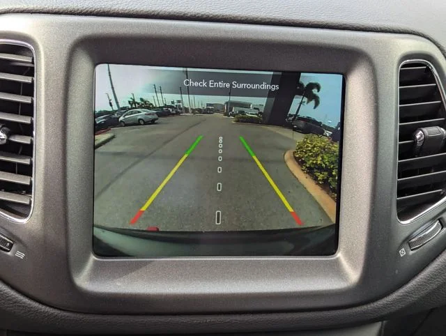 Used 2021 Green Jeep Trailhawk image 24