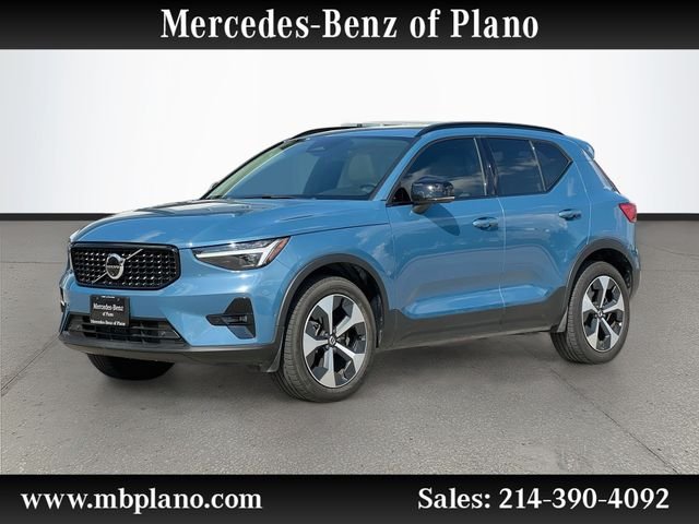 2025 Volvo XC40