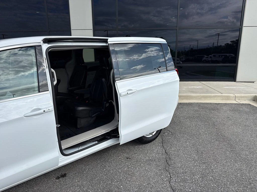 Used 2024 Bright White Clearcoat Chrysler Touring L FWD image 28
