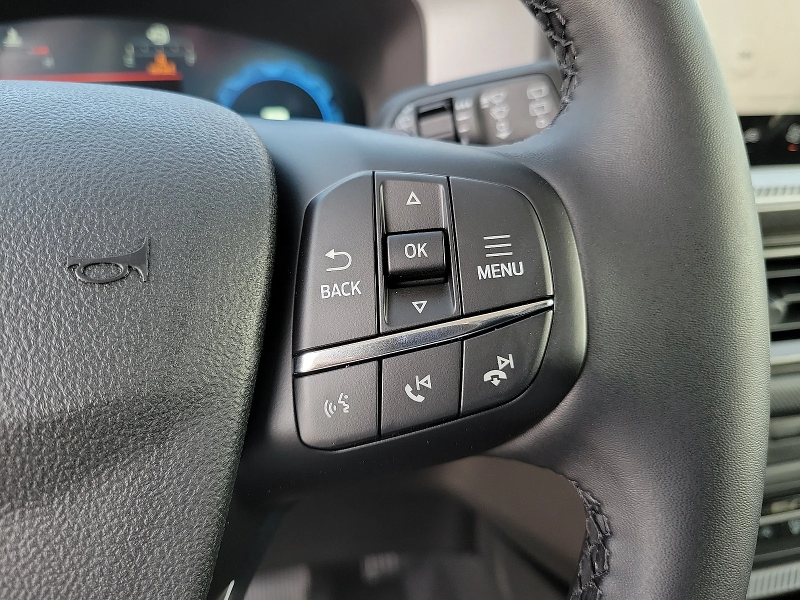 New 2026 Oxford White Ford Badlands&reg; image 19
