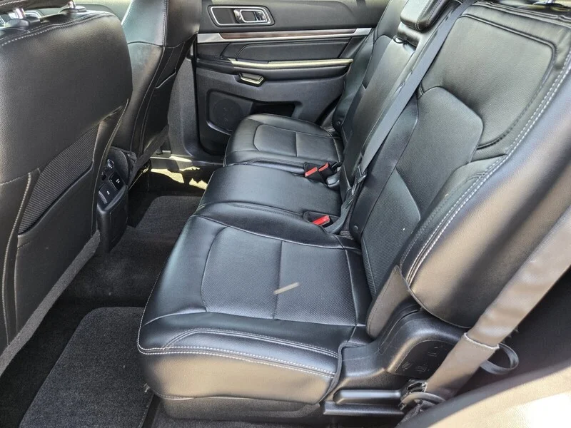 Used 2016 SHADOW BLACK Ford Limited image 9