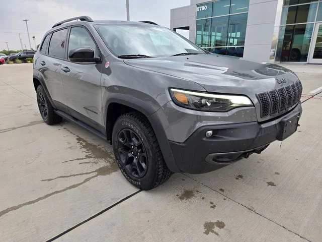2022 Jeep Cherokee Trailhawk