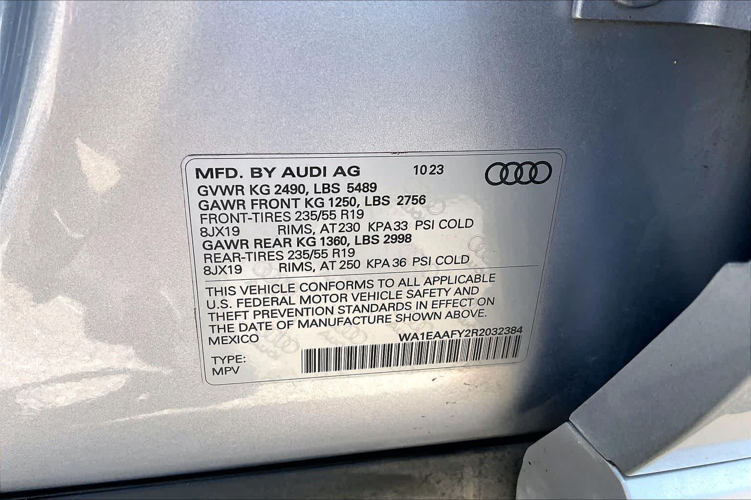 Used 2024 Florett Silver Metallic Audi S line Premium Plus image 34