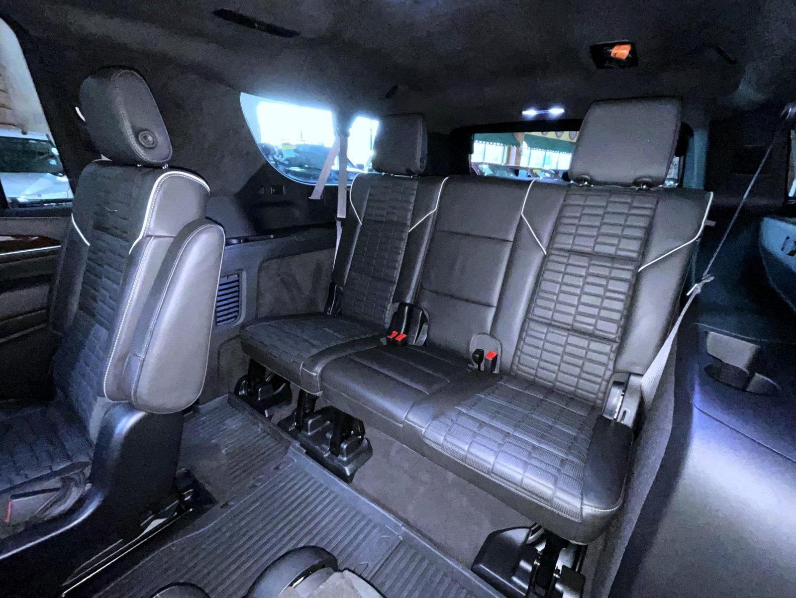 2024 Cadillac Escalade ESV Sport Platinum - Photo 20