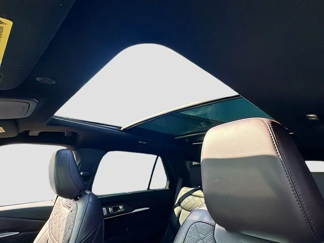 2025 Ford Explorer Platinum - Photo 23