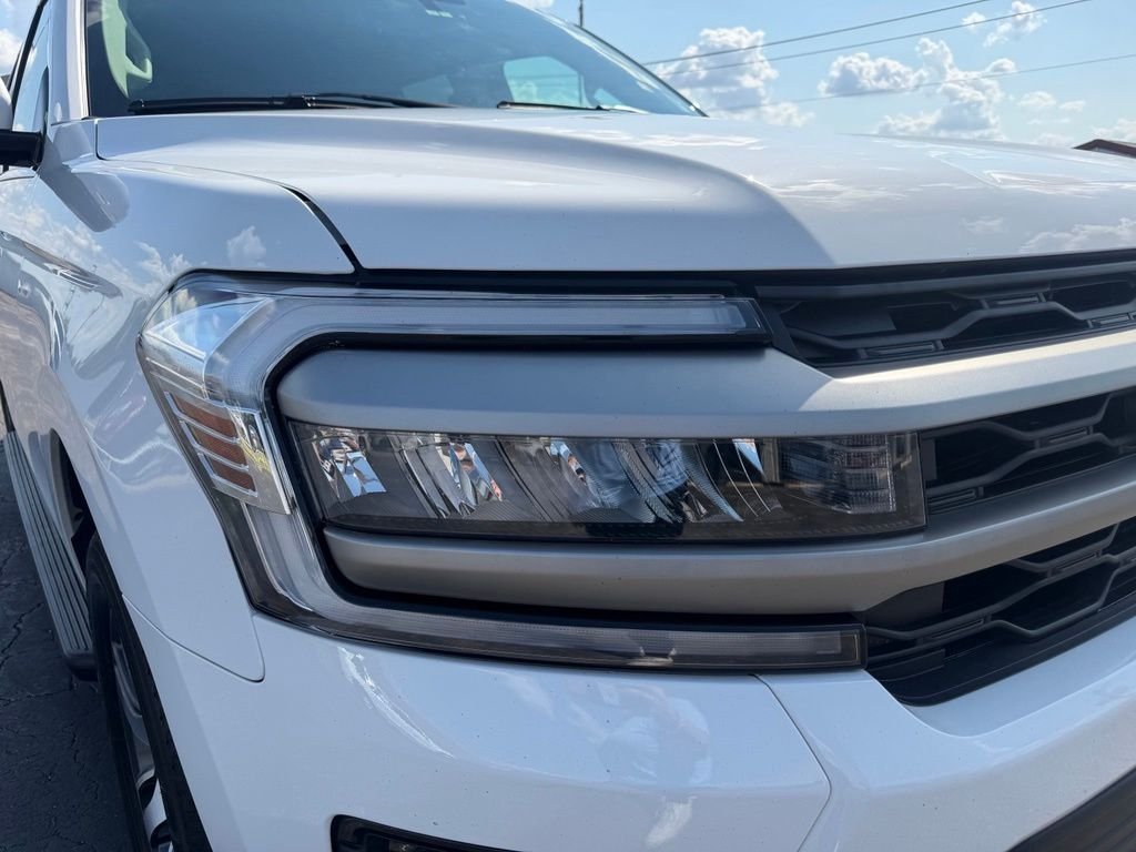Used 2024 White Ford XLT image 9