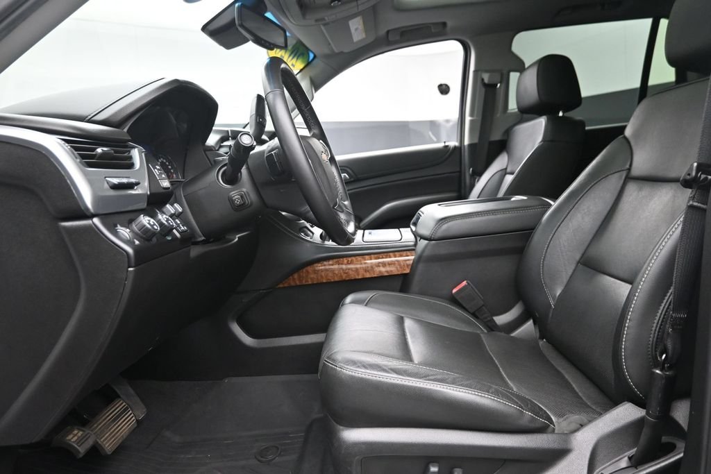 Used 2020 White Chevrolet Premier image 19