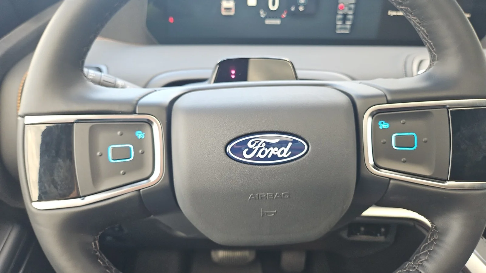 New 2027 Star White Metallic Tri-Coat Ford Tremor 4WD image 17