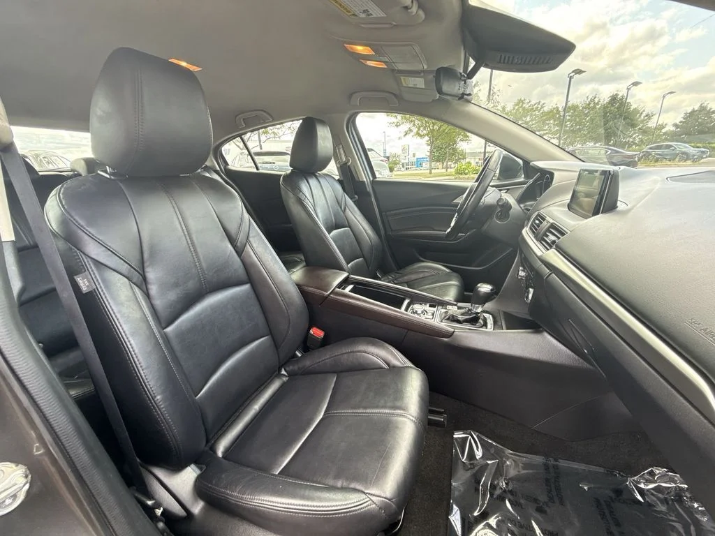 Used 2018 Gray Mazda Touring image 26