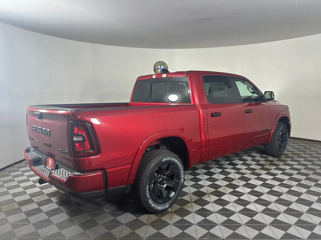 New 2026 Molten Red Pearl-Coat Exterior Paint RAM Big Horn/Lone Star image 18