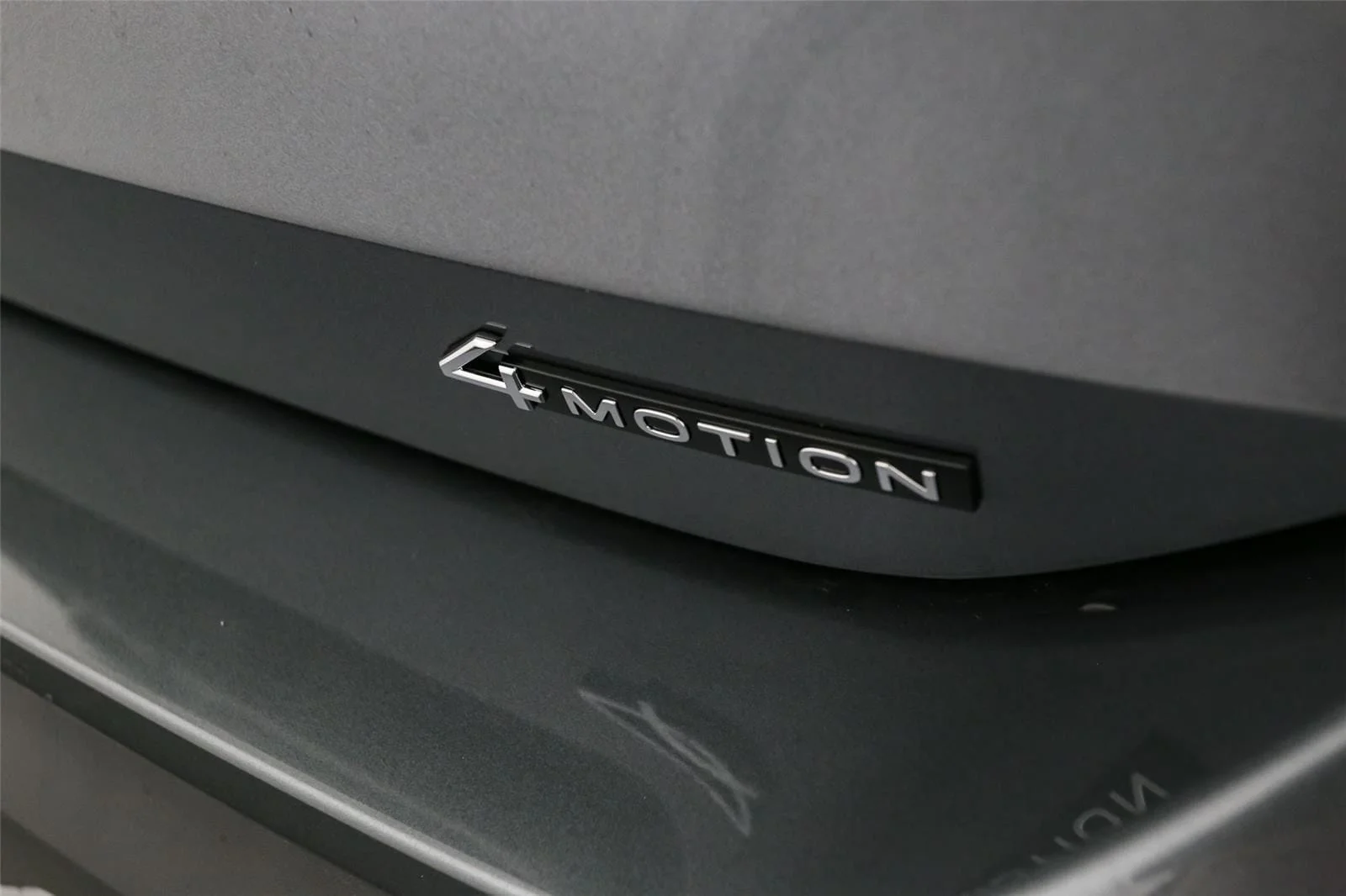 New 2026 Platinum Gray Metallic Volkswagen SE image 11