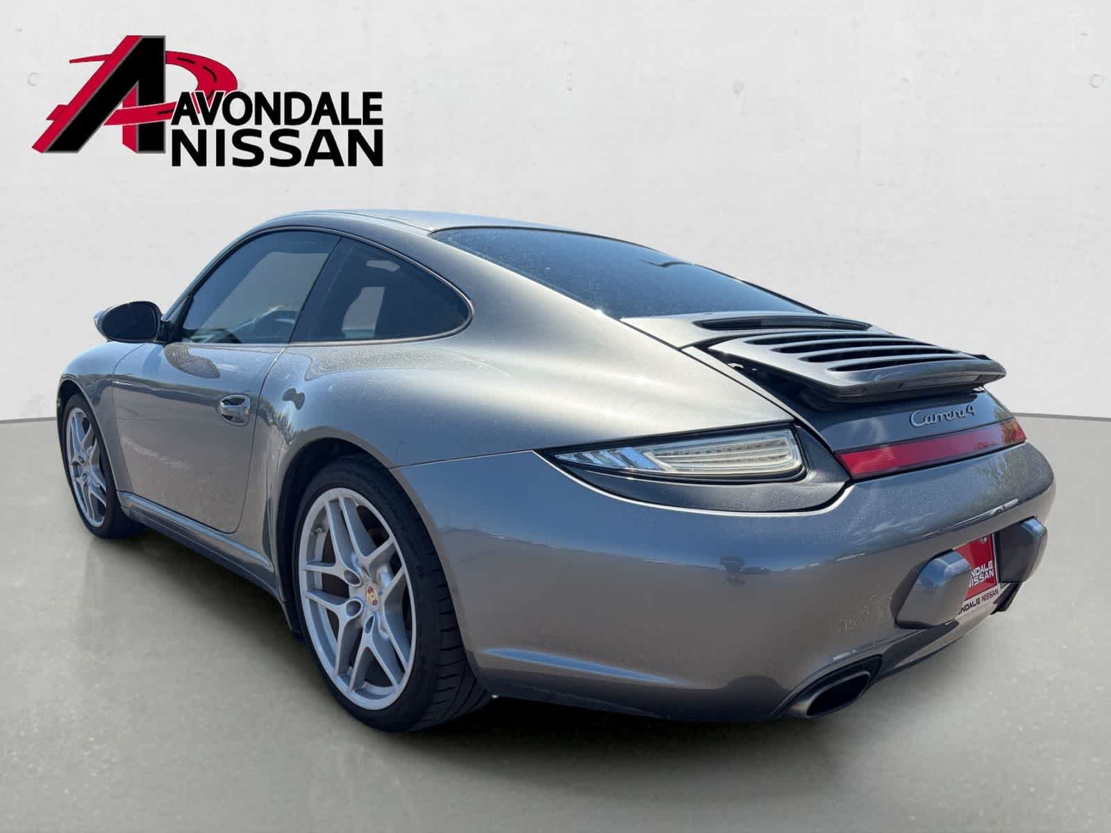 Used 2009 Gray Porsche Carrera 4 image 3