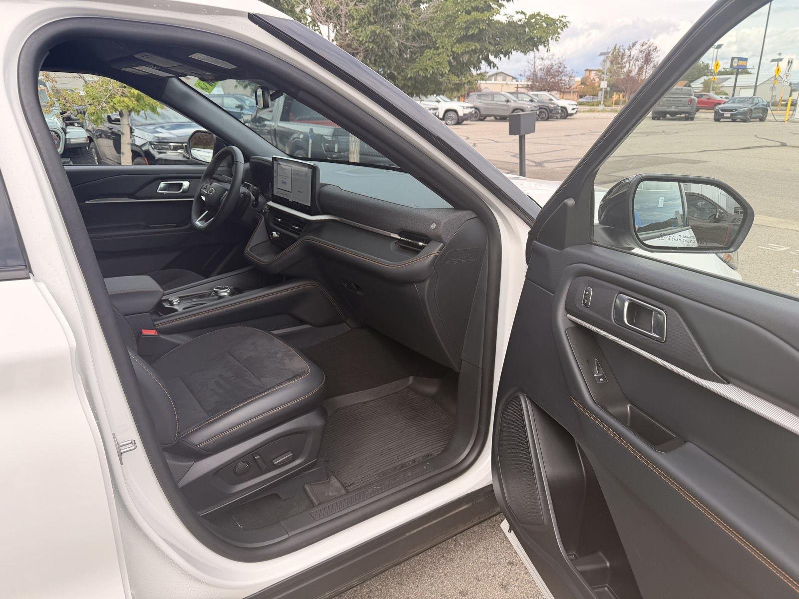 Used 2026 Star White Ford Tremor image 13