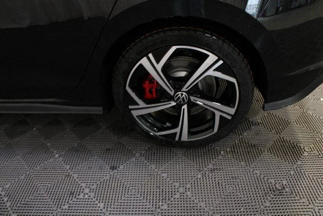 2026 Volkswagen Golf GTI SE - Photo 20