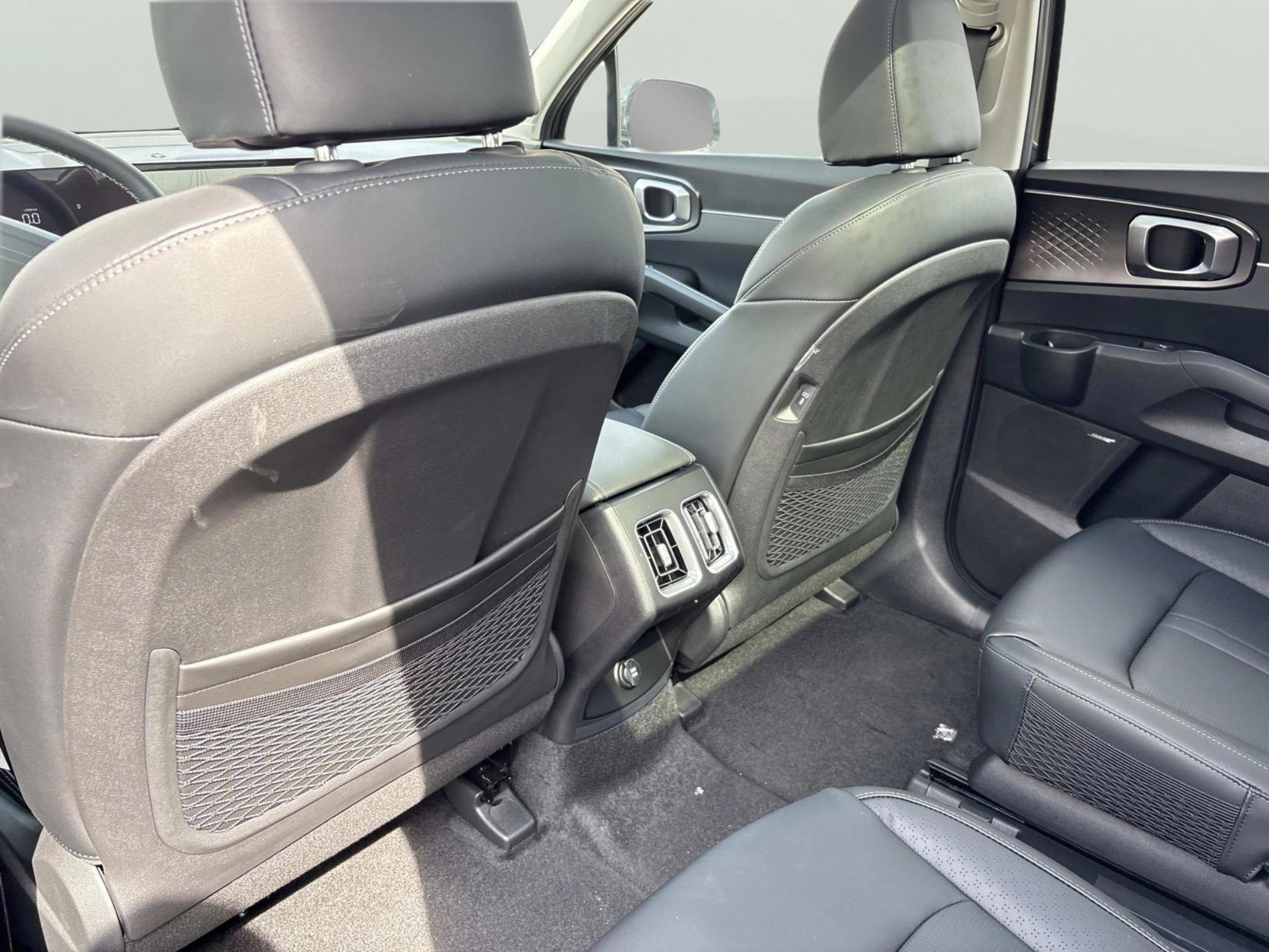 New 2026 Interstellar Gray Kia EX image 17