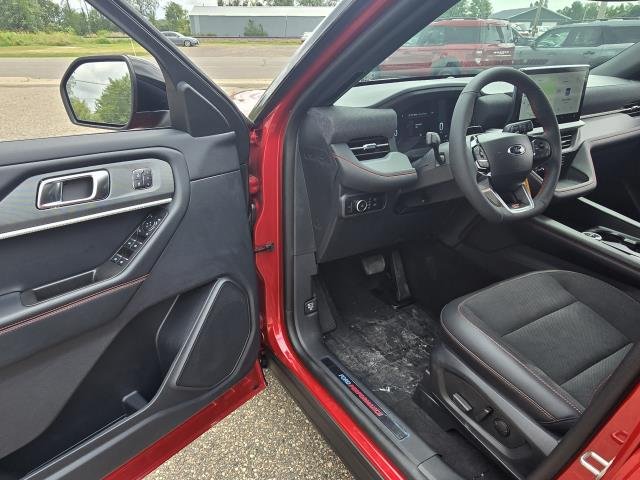 New 2026 Rapid Red Metallic Tinted Clearcoat Ford ST image 13