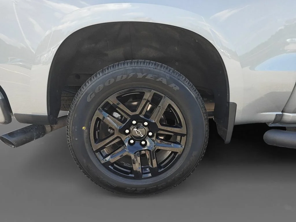 Used 2024 Sterling Gray Metallic Chevrolet Custom image 11