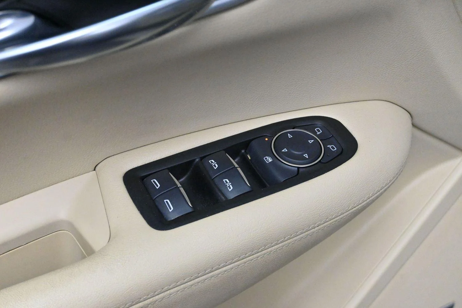 Used 2017 STELLAR BLACK METALLIC Cadillac FWD image 11