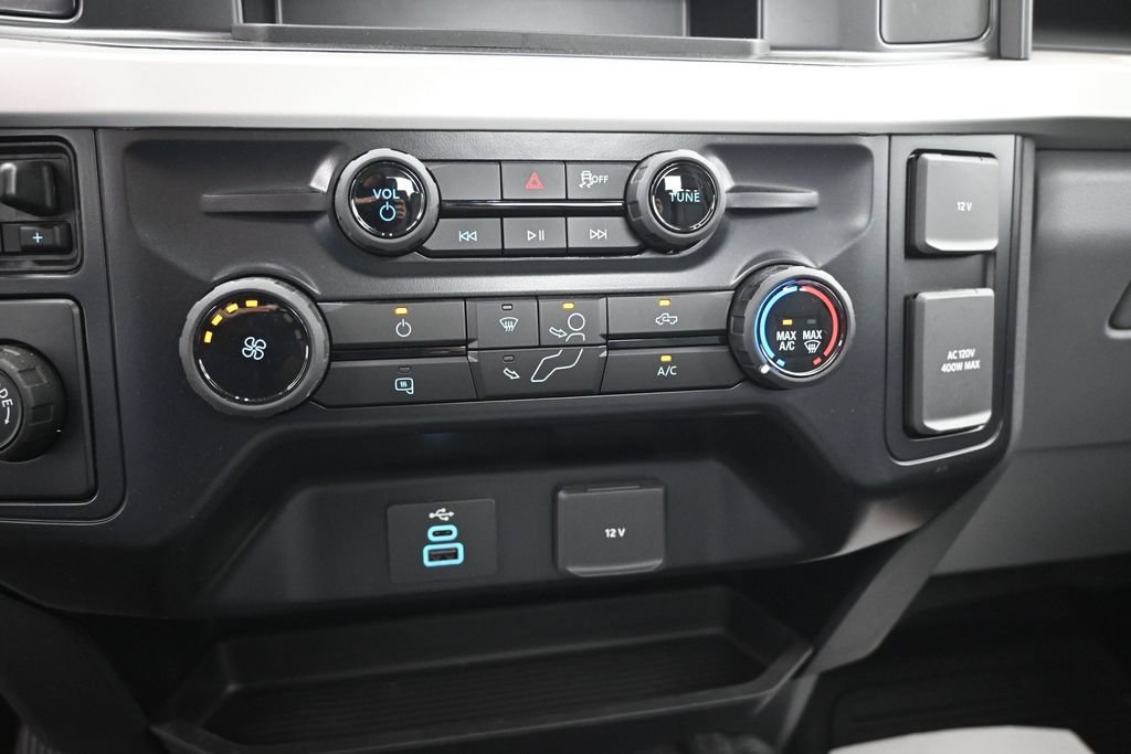 2026 Ford F-350 Super Duty Chassis Cab XL - Photo 14