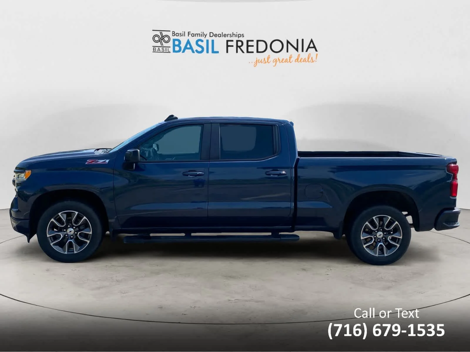 Used 2022 NORTHSKY BLUE METALLIC Chevrolet RST image 2