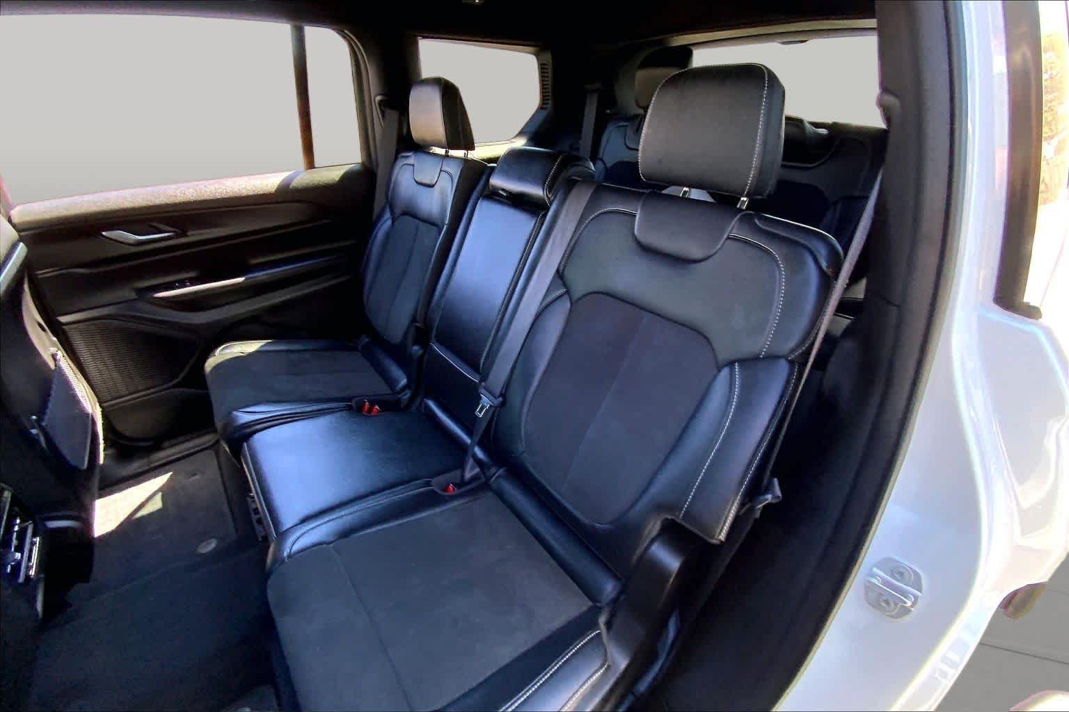 Used 2025 Bright White Clearcoat Jeep Altitude image 18