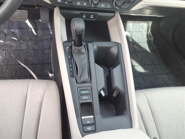 Used 2024 Platinum White Pearl Honda EX image 18