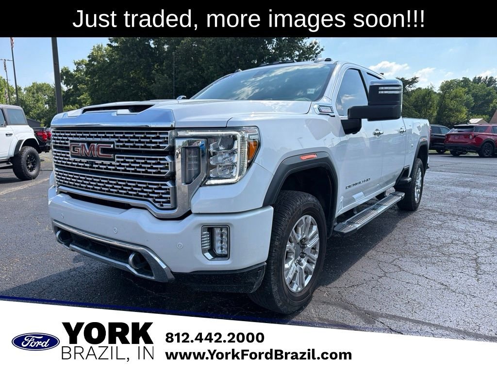 Used 2023 White GMC Denali image 1