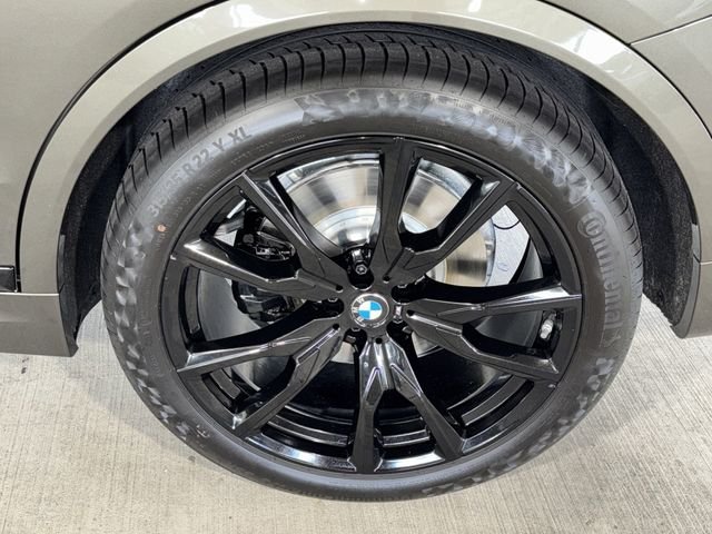 New 2027 Manhattan Green Metallic BMW xDrive40i image 25