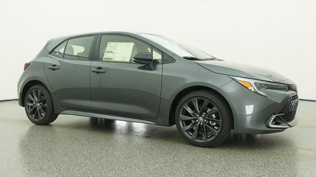 New 2026 Magnetic Gray Meta Toyota XSE image 20